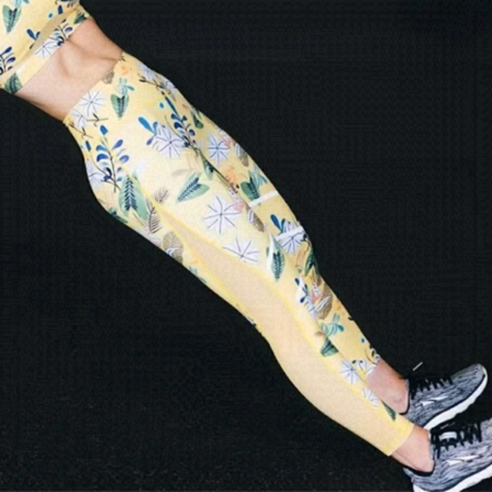 ZYIA Active Light N Tight Floral Hi Rise Leggings Limited Edition